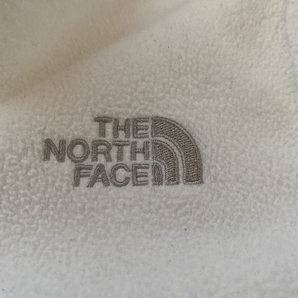 The North Face Girls Jacket - Picture 4 of 4